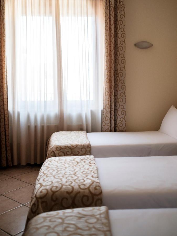 Hotel Lory Forlì Eksteriør bilde