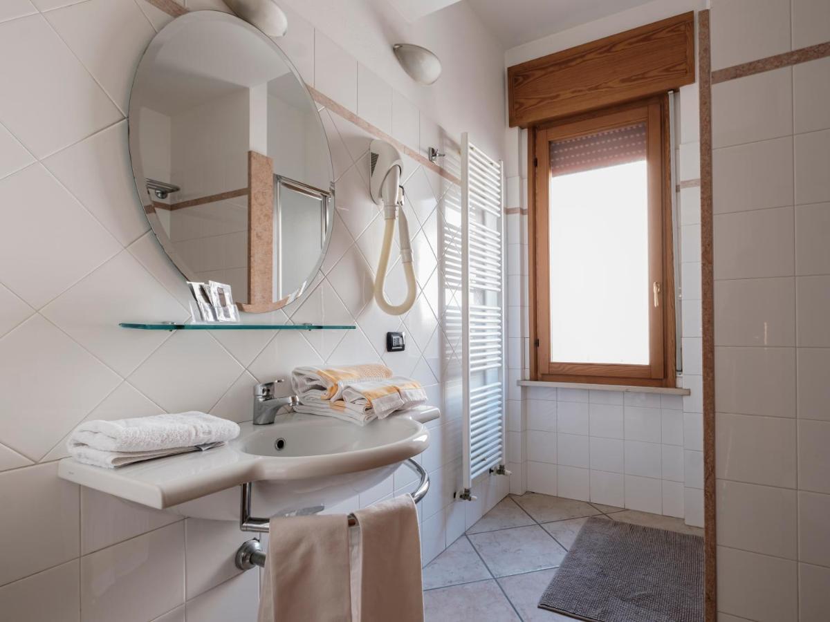 Hotel Lory Forlì Eksteriør bilde