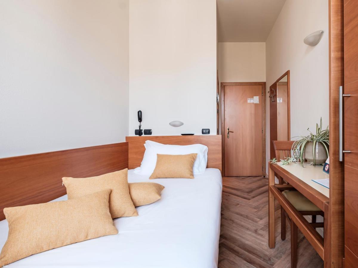 Hotel Lory Forlì Eksteriør bilde