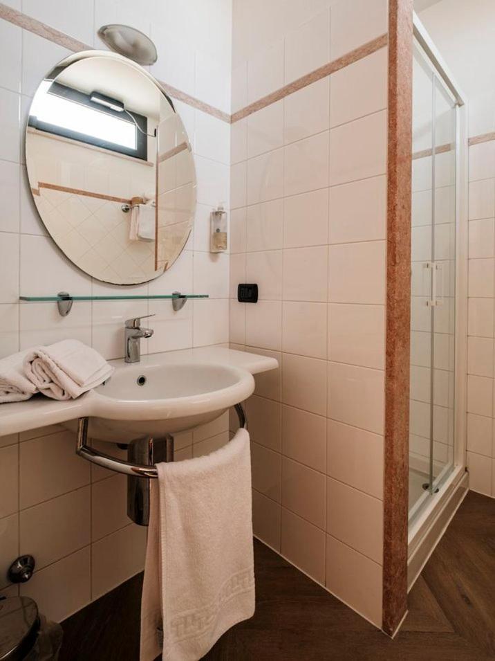 Hotel Lory Forlì Eksteriør bilde